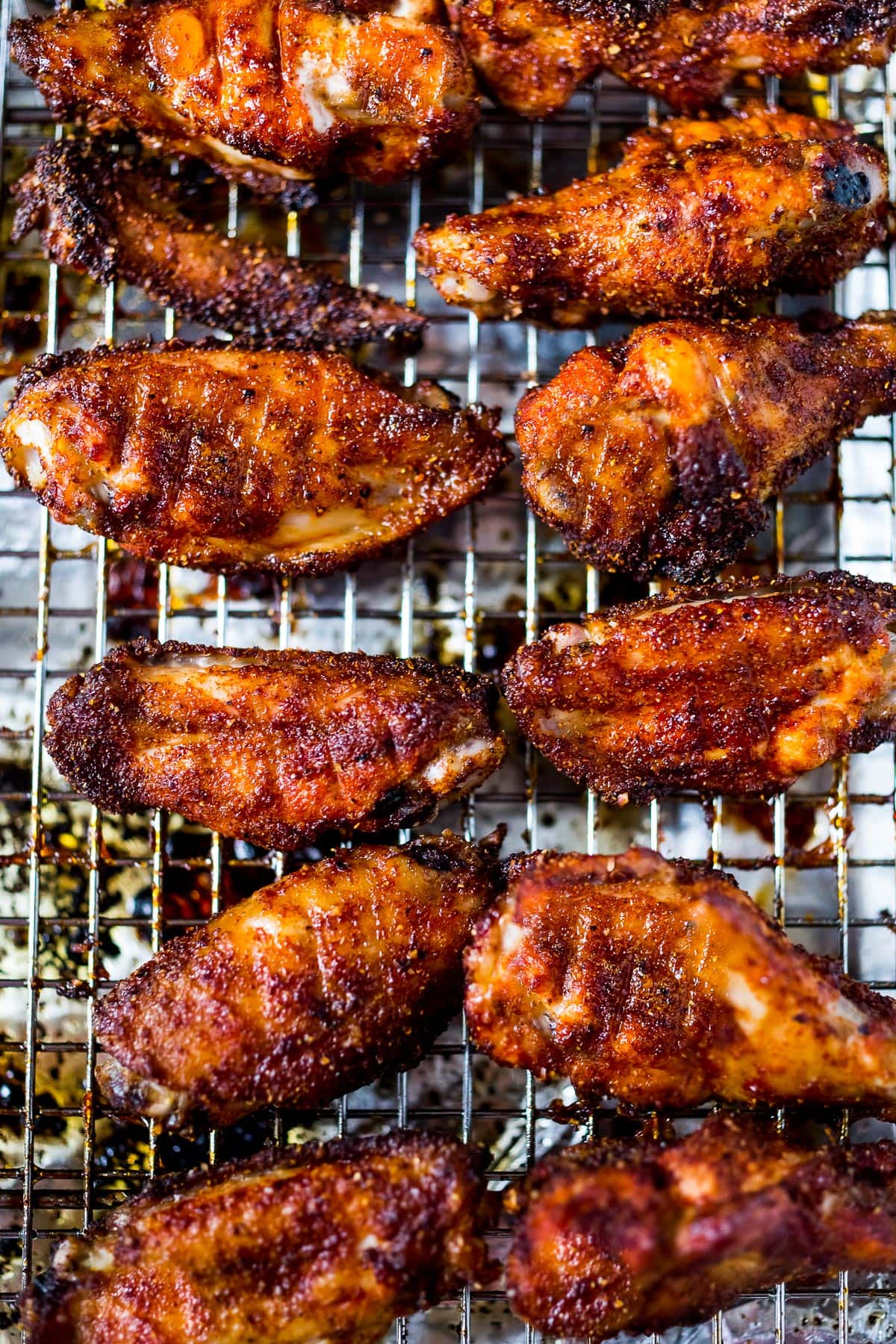 Baked Chickien Wings with Creamy Cilantro Dipping Sauce